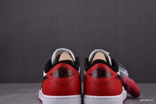 Cheap EP Jordan Low (GS) 553560-116 1 Toe 553560-116 Black 0109